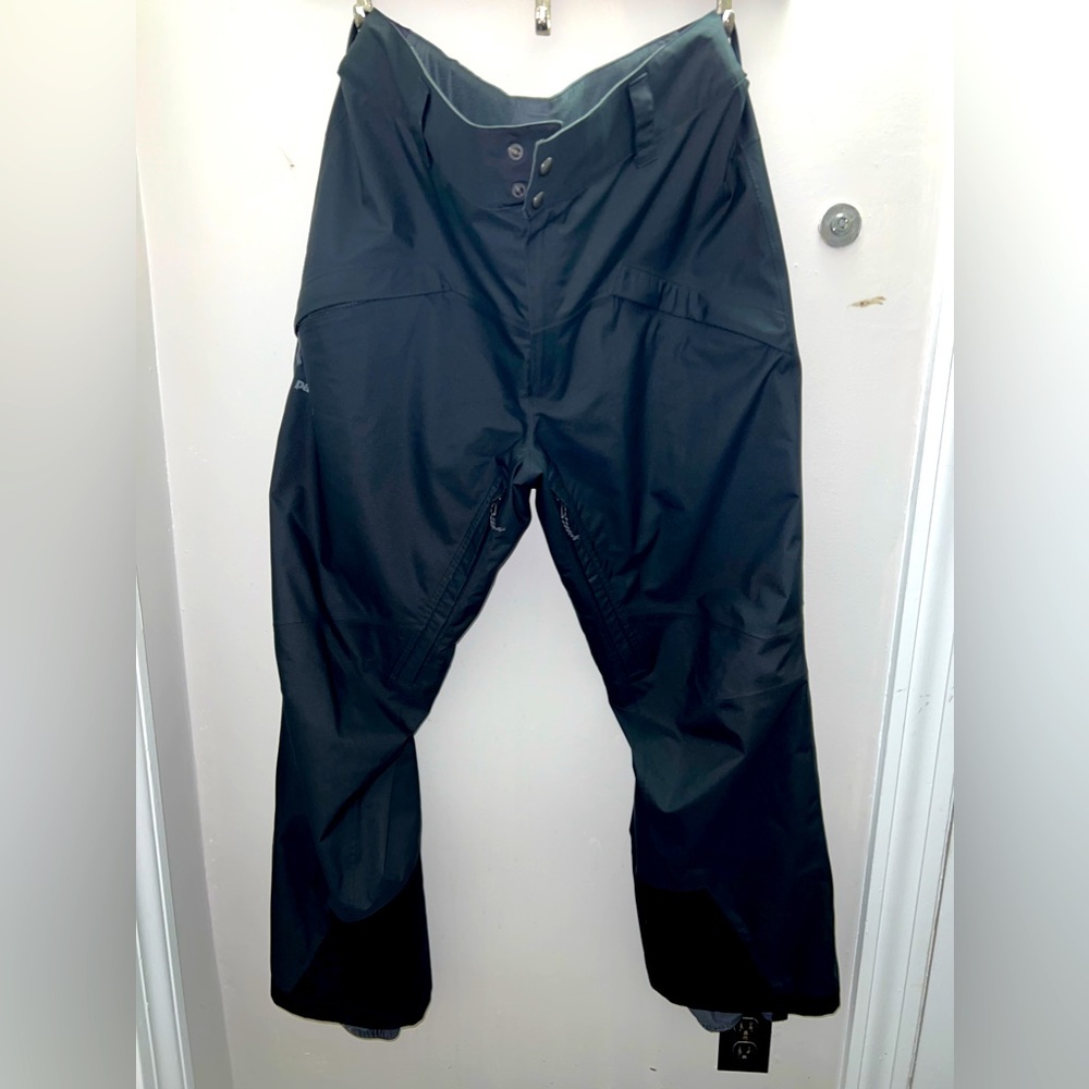 Men’s Patagonia Powder Ski/Snow Pant - XL - Black